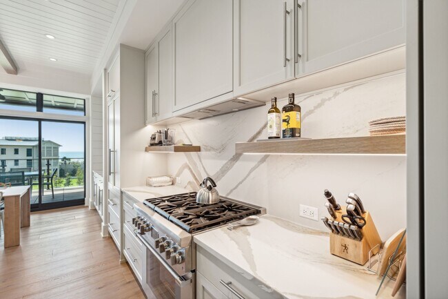 Foto del edificio - 5320 Southern Pines Ln