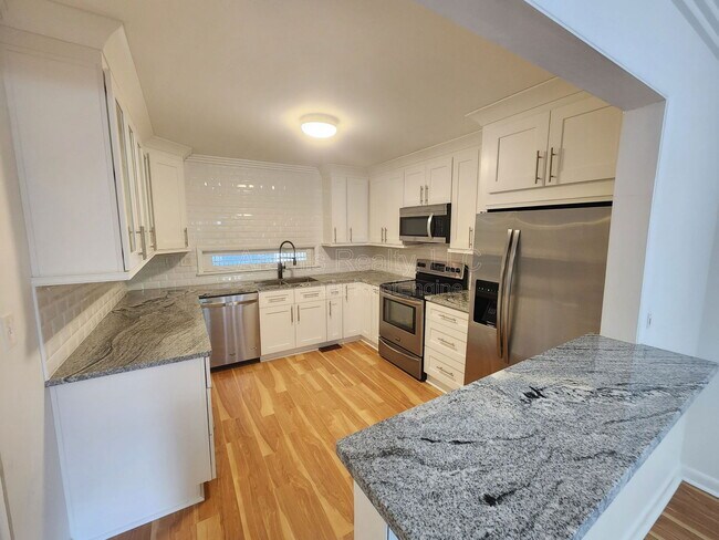 Foto del edificio - 14 Gilbert Trail NE