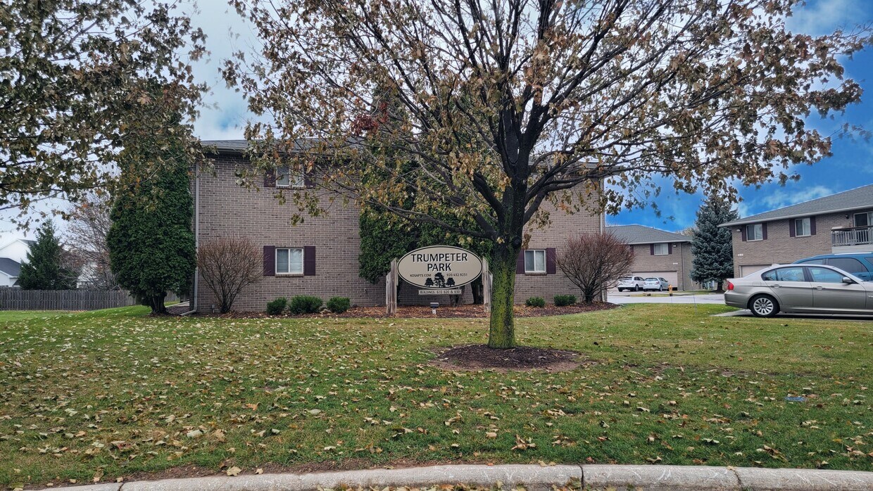 Building Photo - Trumpeter Park Apartments