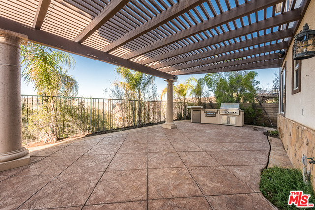 Building Photo - 3321 Soft Whisper Ct