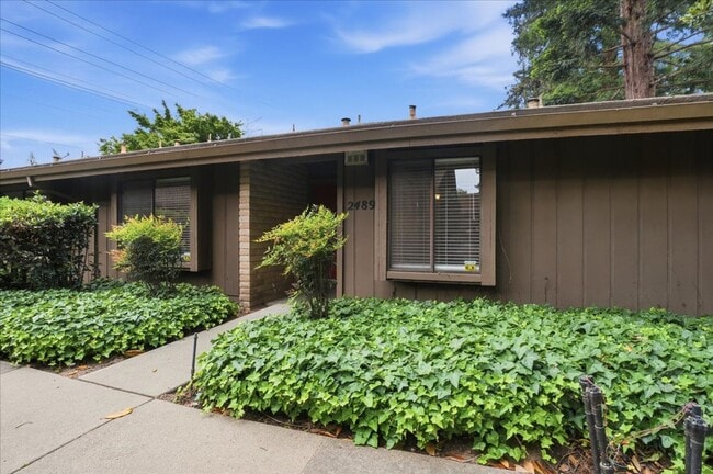 Building Photo - 2491-2491 American River Dr