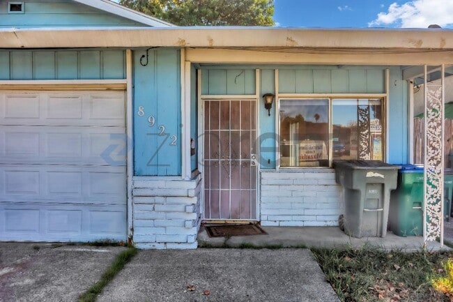 Building Photo - Unit 8922 San Pasqual way