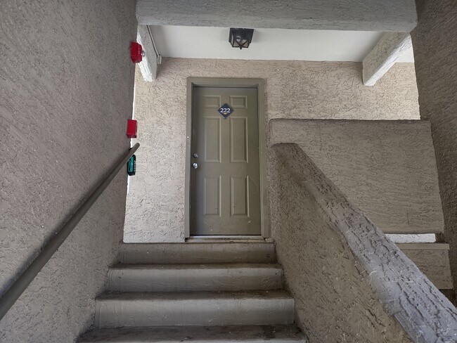 Foto del edificio - 1331 W Baseline Rd