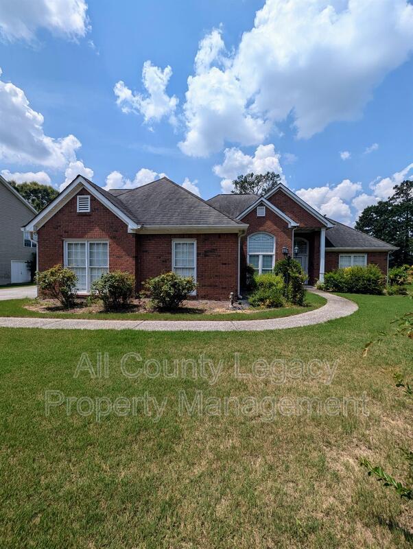 Foto principal - 2705 Meadow Gate Way