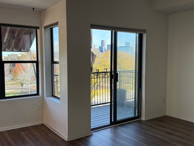 Great view of downtown from living room windows - 3069 Tejon St