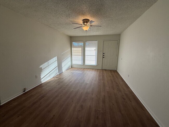 Foto del edificio - 1506 Indian Trail