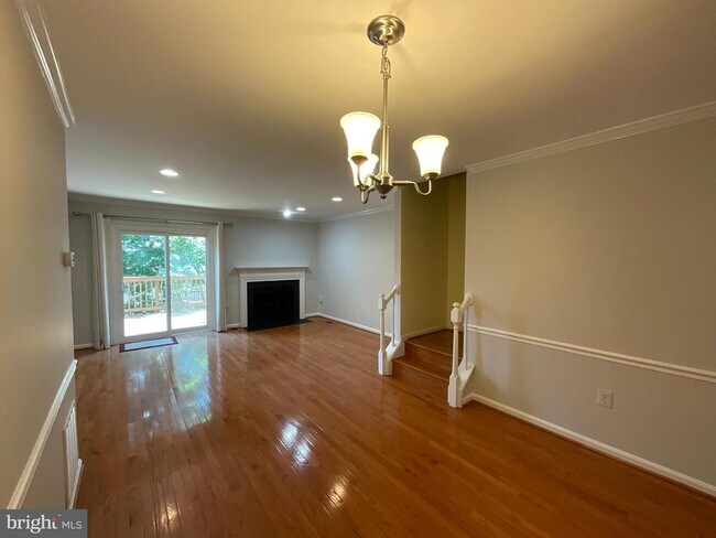 Building Photo - 2123 Hutchison Grove Ct