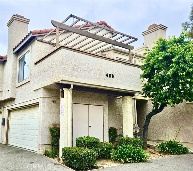 Building Photo - 458 Golden Springs Dr