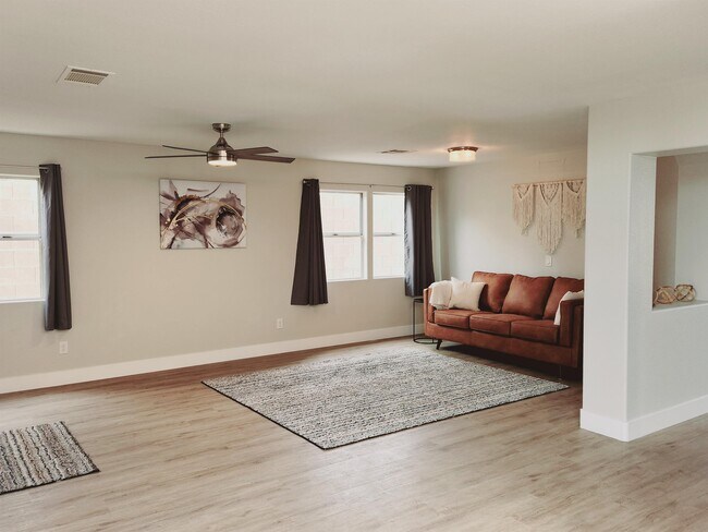 Building Photo - 9328 Jumpin Juniper