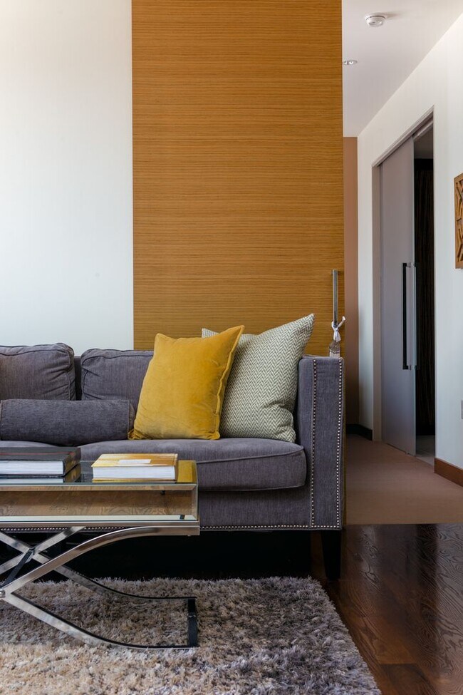 Foto del edificio - BEAUTIFUL WALDORF ASTORIA UNIT ON THE 34TH FLOOR!