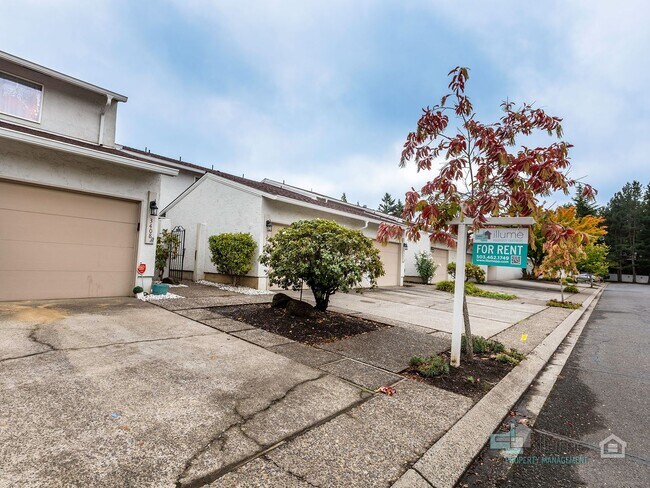 Foto del edificio - Inviting 2-Bedroom, 2.5 Bathroom Home in Gresham