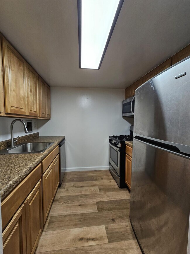 Foto del edificio - 2287 Johnson Ave
