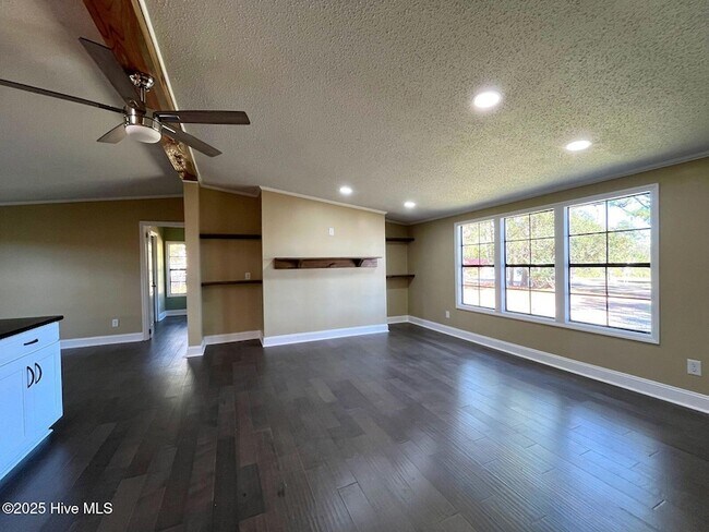 Foto del edificio - 188 Shady Grove Rd