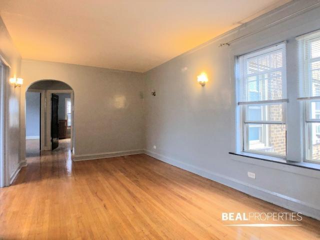 Foto principal - 2 bedroom in CHICAGO IL 60625