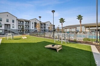 Building Photo - 945 Blakey Ln