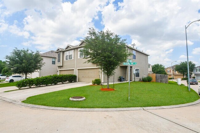 Foto del edificio - 6014 Shelbourne Park Ln