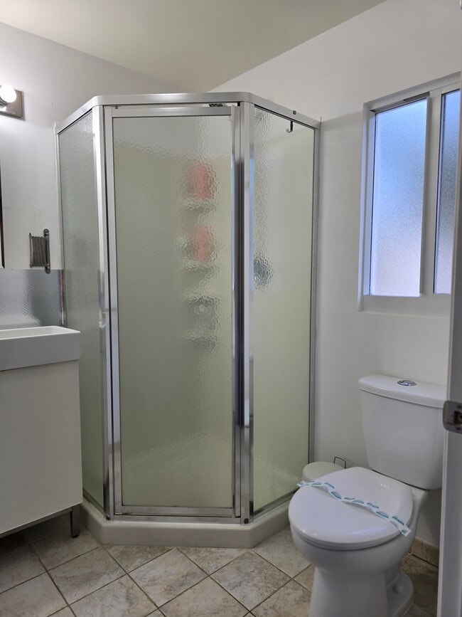 Foto del edificio - 1922 Garfield St