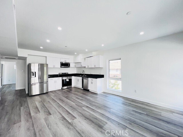 Foto del edificio - 1260 Leighton Ave