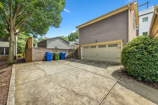 Building Photo - 1267 Atlantic Dr NW