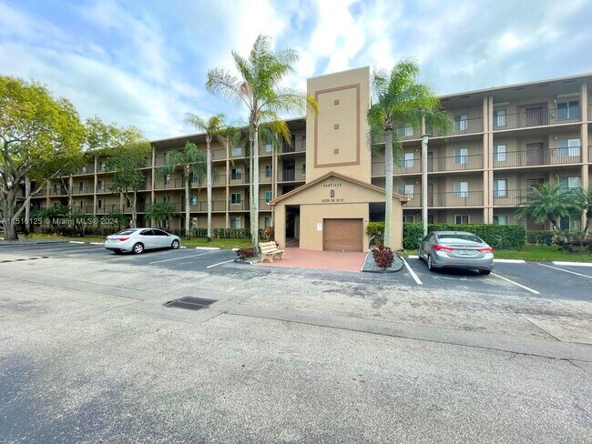 Building Photo - 12750 SW 15th St