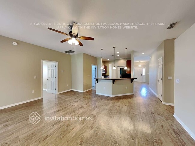 Building Photo - 1169 Brenton Manor Dr