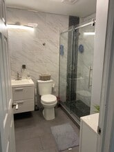 Building Photo - 13414 135th Ave