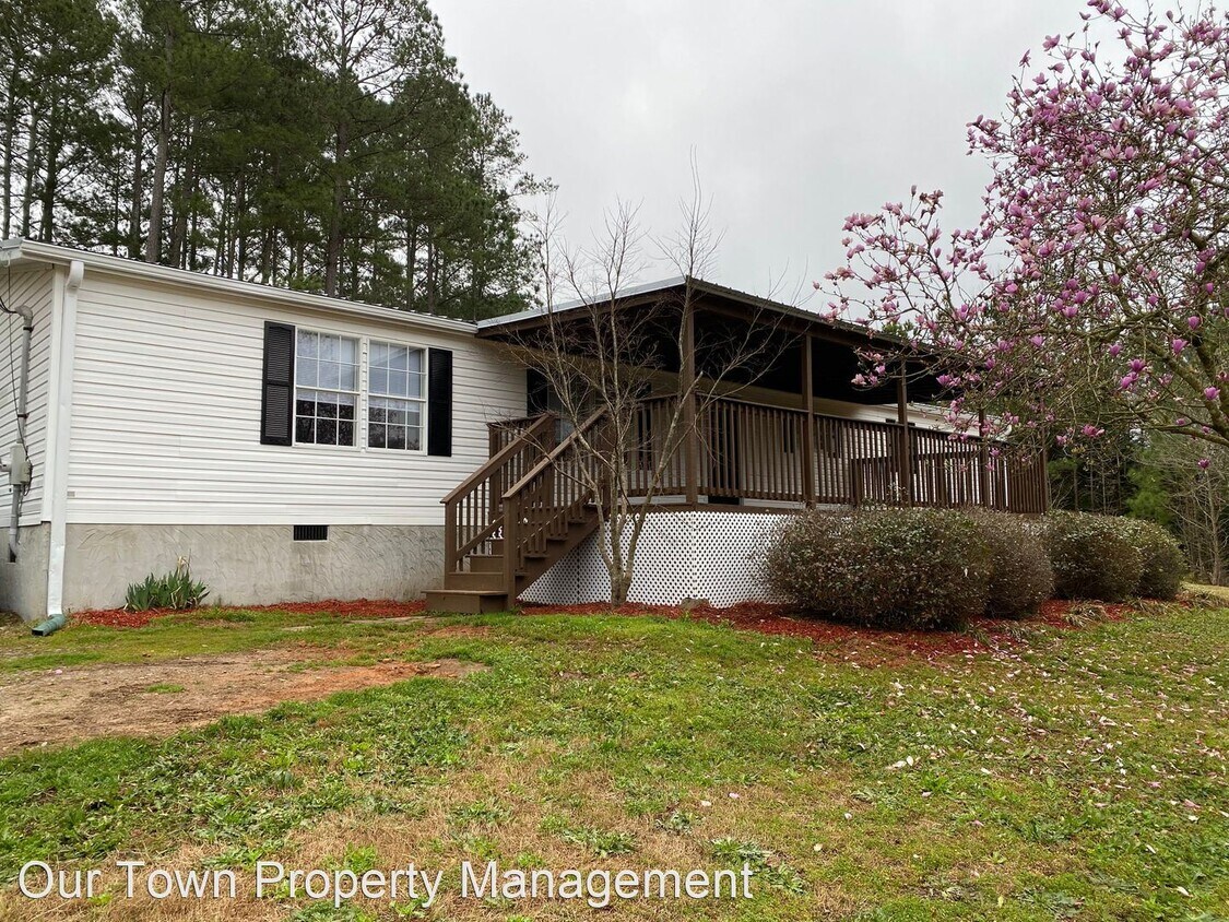 2011 Rays Church Rd, GA 30621 House Rental in GA