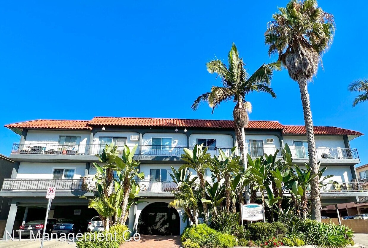 Primary Photo - 1 br, 1 bath Apartment - 10779 Woodbine St...
