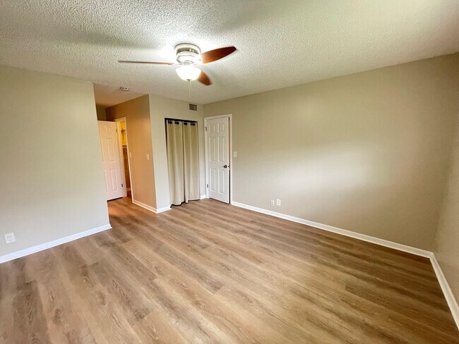 Building Photo - 8161 SW 24th Ct