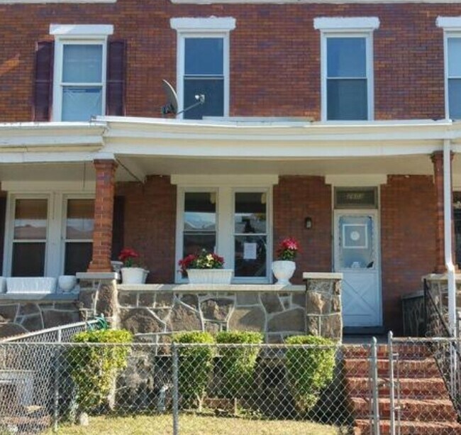 Building Photo - 2603 Kirk Ave