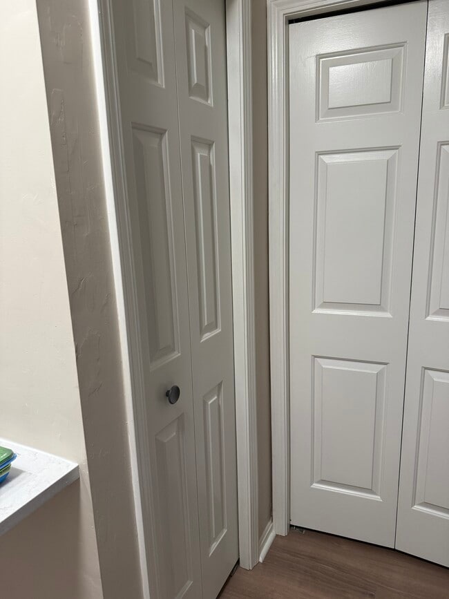 Foto del edificio - 1390 Cedarwood Dr