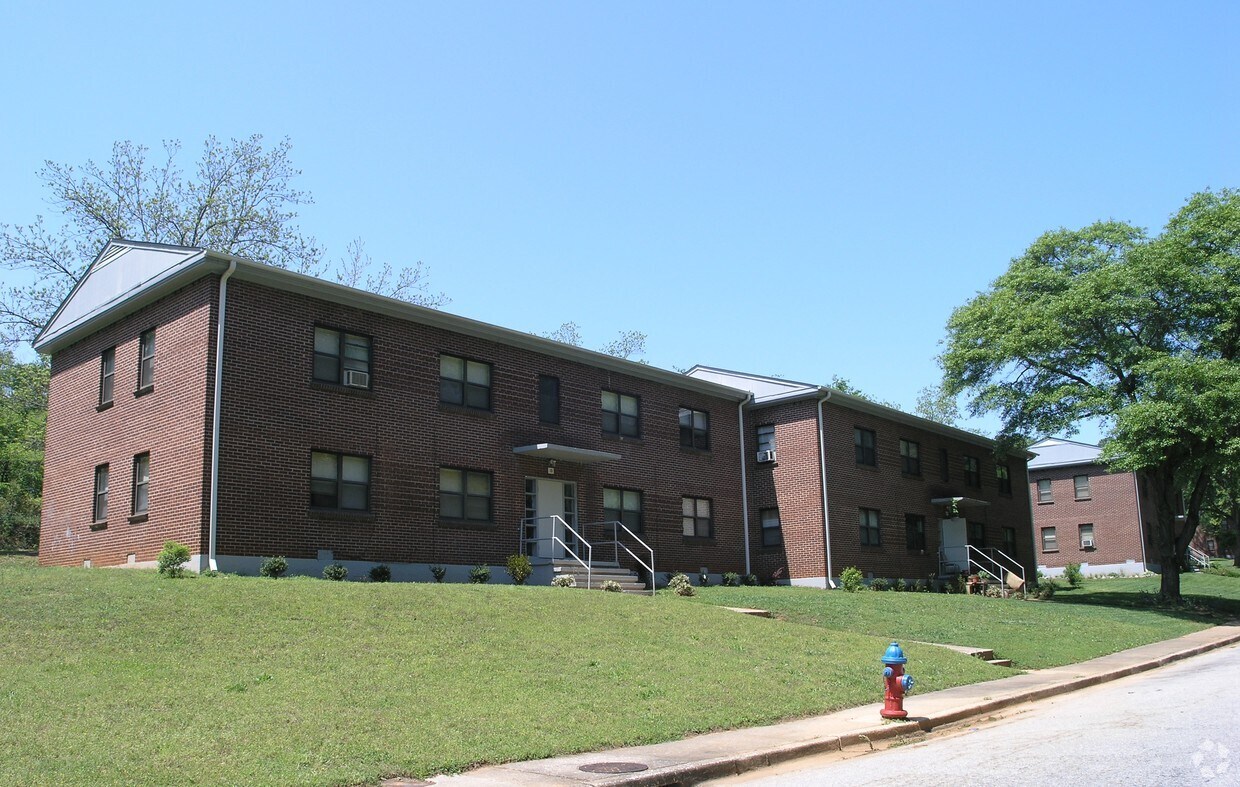 120 Morningside Dr, Spartanburg, SC 29306 120 Morningside Dr Spartanburg, SC Apartments for