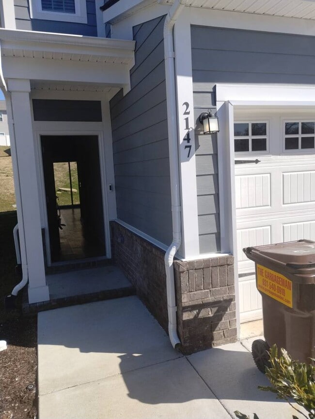 Building Photo - 2147 Nectar Ln