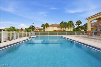 Building Photo - 6321 Aragon Way