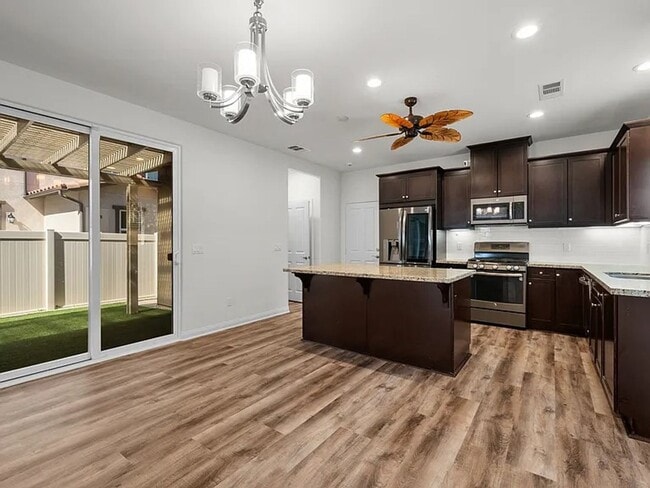 Building Photo - 679 Nile River Dr