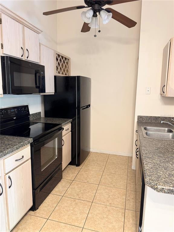 Building Photo - 709 Secret Harbor Ln