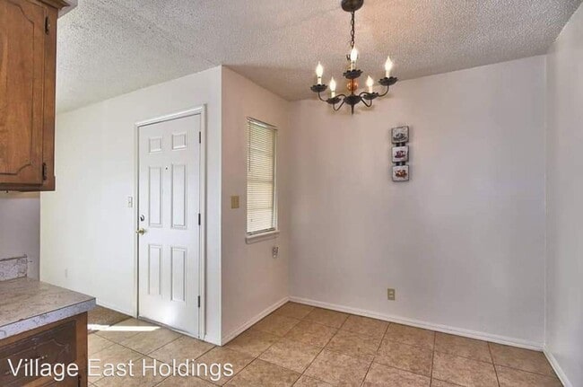 Building Photo - 103 York Village Dr