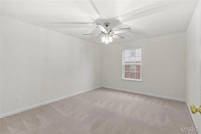 Foto del edificio - 10200 Spring Creek Ln