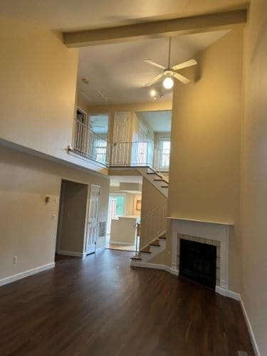 Building Photo - 50 Carriage Ln
