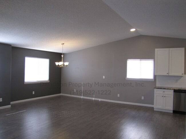 Building Photo - Beautifully Updated Home in Security-Widef...