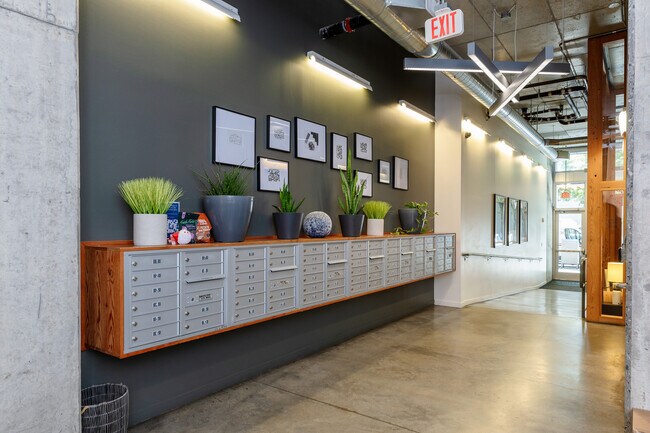 Foto del edificio - The Lower Burnside Lofts