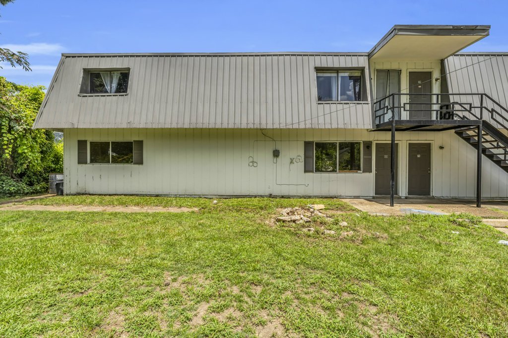 Foto principal - 102 S Browder St