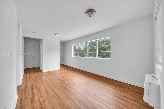 Building Photo - 7930 Tatum Waterway Dr
