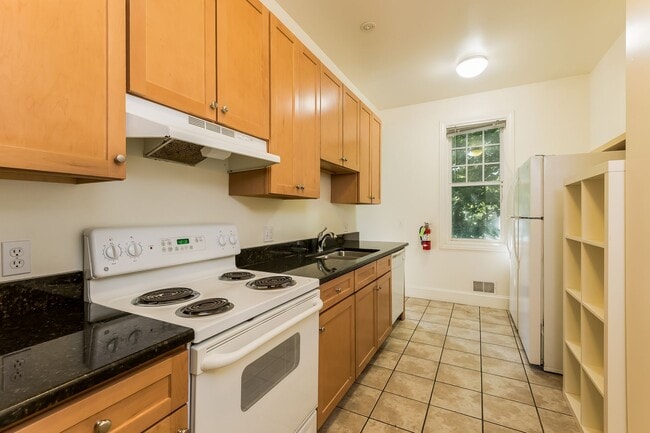 Interior Photo - Victors Place 2