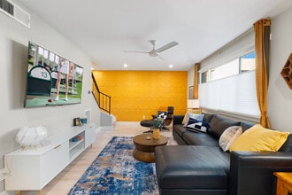 Building Photo - 6957 E Osborn Rd