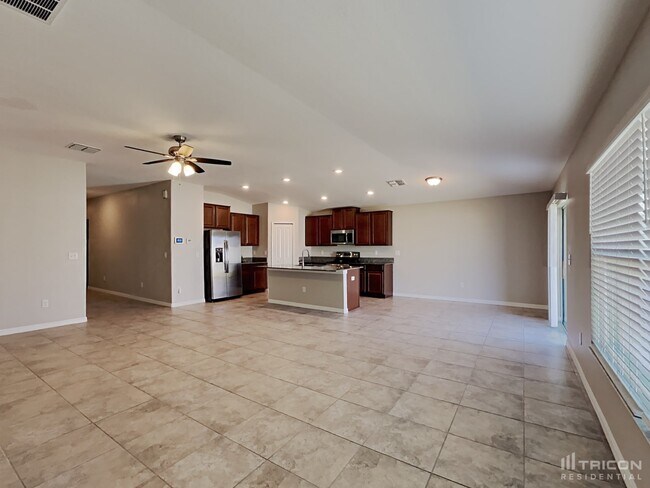 Building Photo - 1615 Broad Winged Hawk Dr