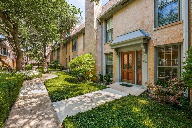 Building Photo - 7816 Meadow Park Dr