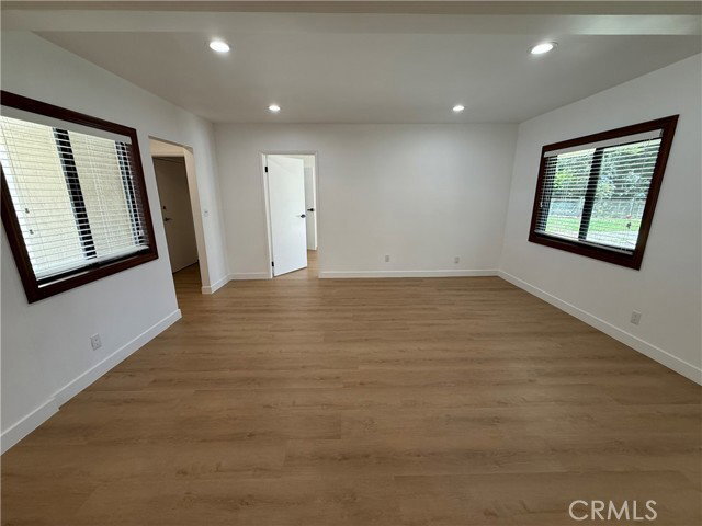 Foto del edificio - 634 Santa Maria Rd