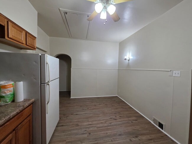 Photo - Updated 2 bedroom 1 bath house!