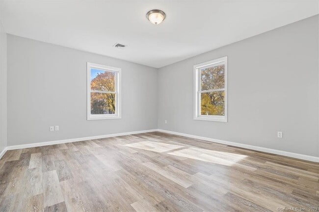 Building Photo - 1552 CT-32